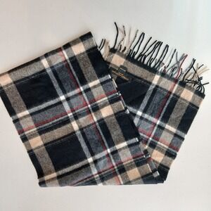 Stewart of Scotland Scarf Unisex Navy Plaid 100% Cashmere Fringed Old Money